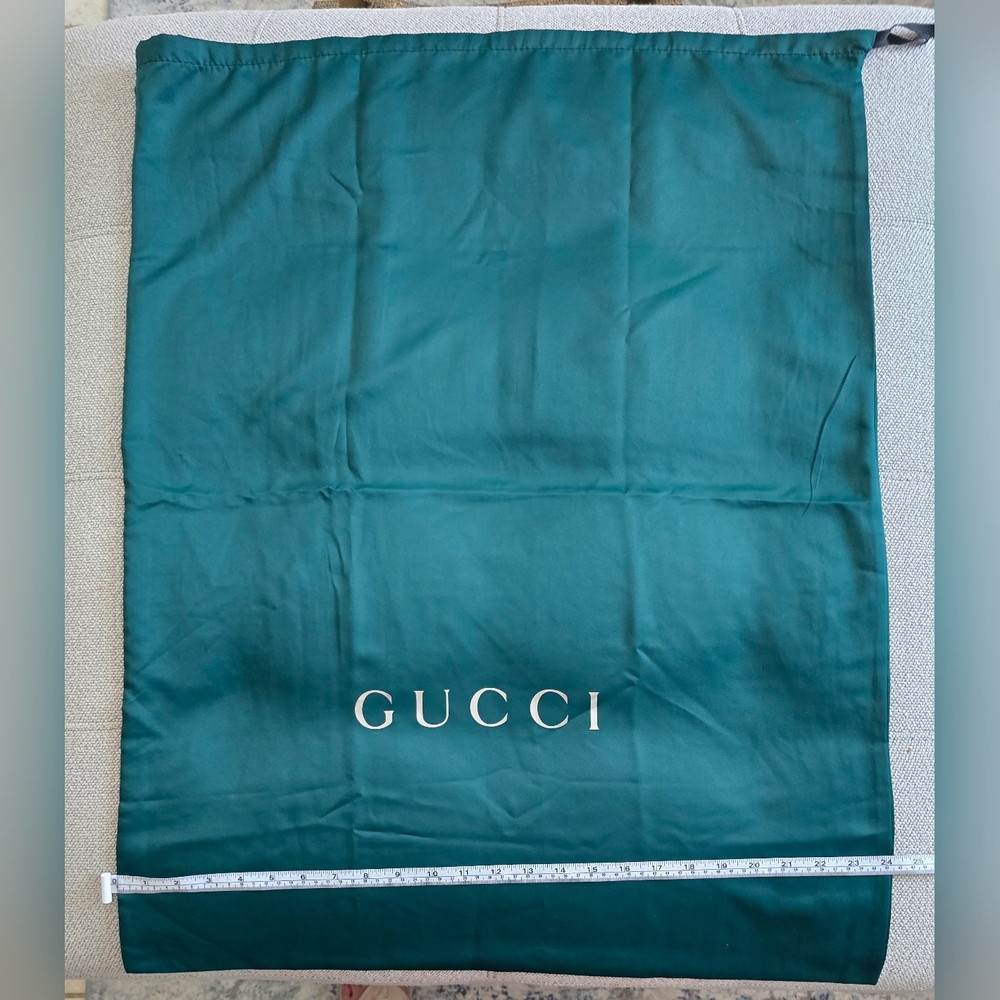 Gucci dust bag